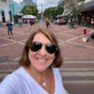 Meet your Posher, Paula